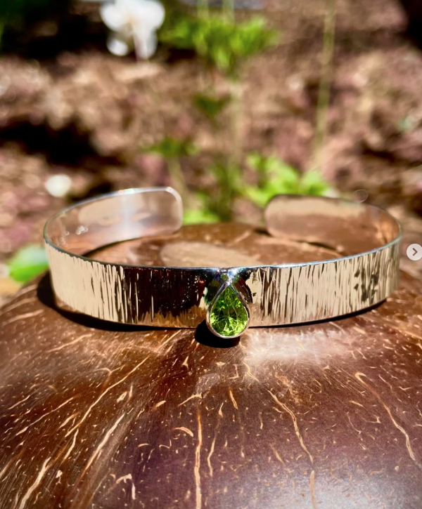 Textured Sterling Cuff with Peridot