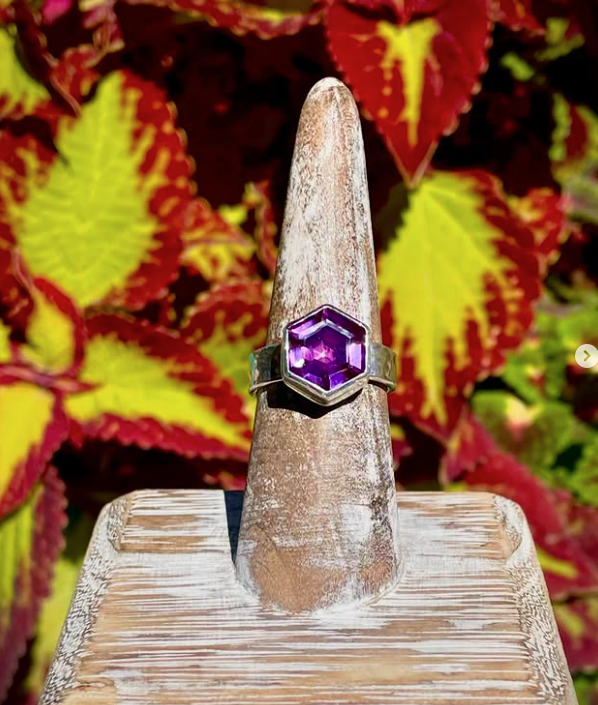 Hexagon Alexandrite Queen Ring